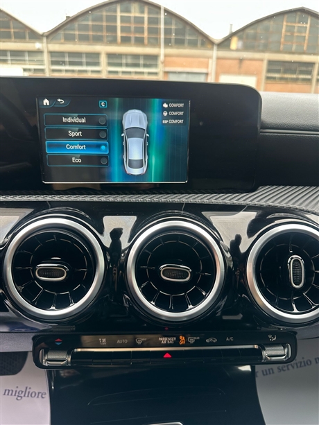 Mercedes